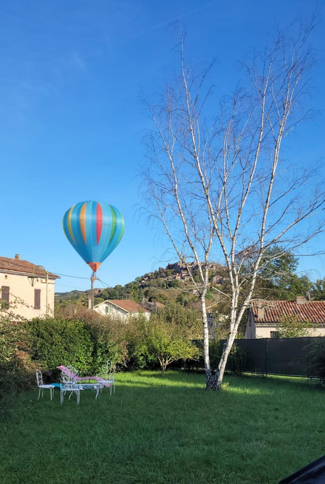 La Jolie Vue Et La Maison De La Tour- Cordes-Sur-Ciel Les Cabannes  Eksteriør bilde